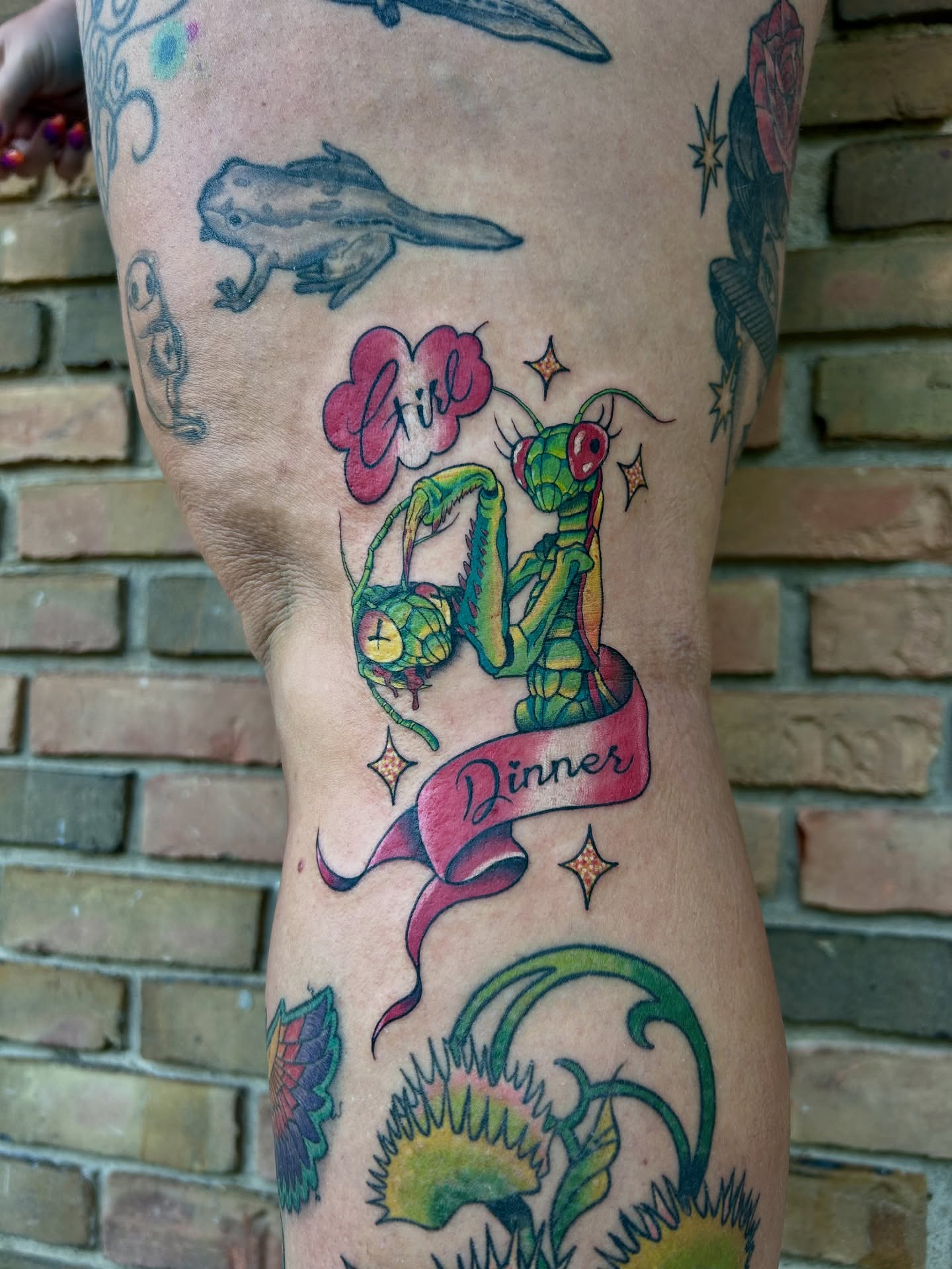 Praying mantis American traditional tattoo on the thigh by Taylor Heidtbrink