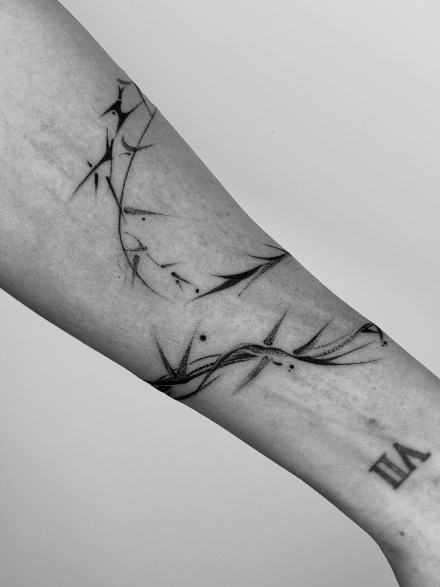 Tattoo by @markedbyyvonne — black_and_grey