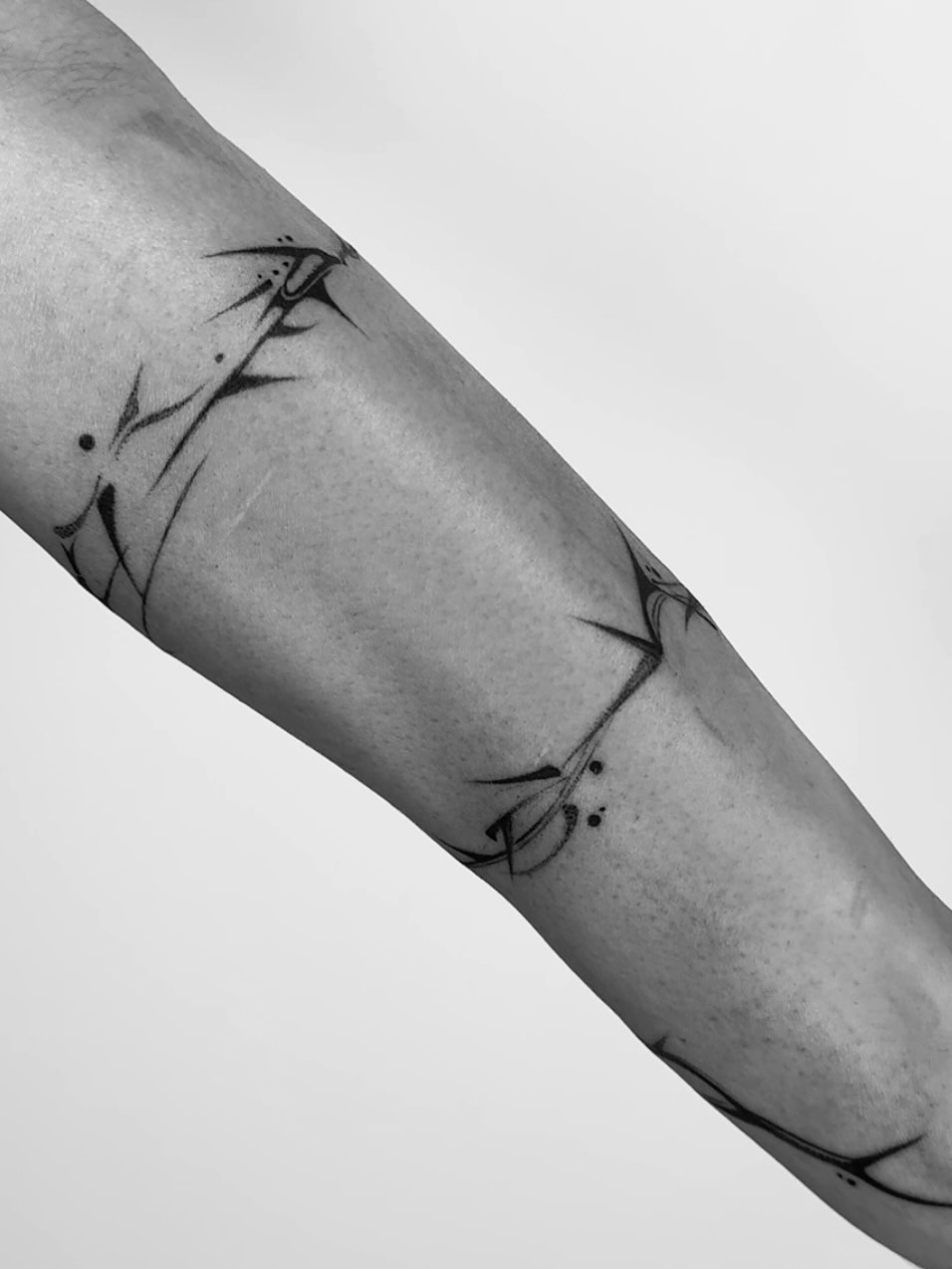 Tattoo by @markedbyyvonne — geometric