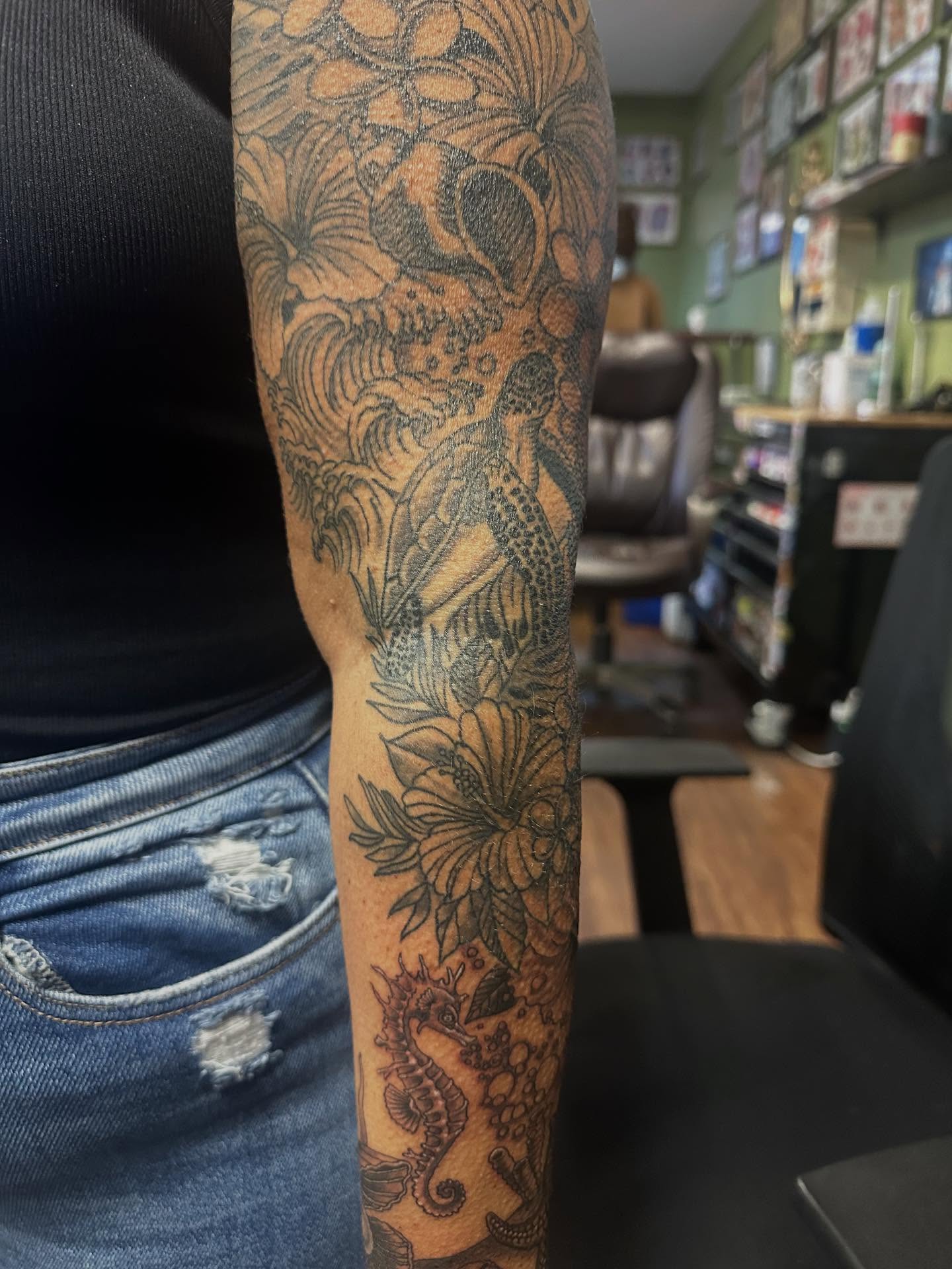 Tattoo by @jr1_machines — black_and_grey