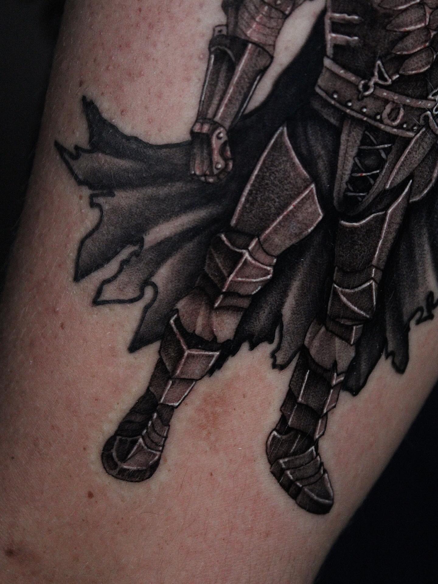 Warrior black and grey tattoo on the forearm by 𝕵𝖎𝖒𝖎 𝕯𝖊𝕽𝖔𝖘𝖆🥀, Everett, Washington