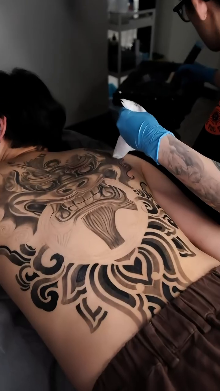 Tattoo by @ejintatt — japanese_irezumi, blackwork