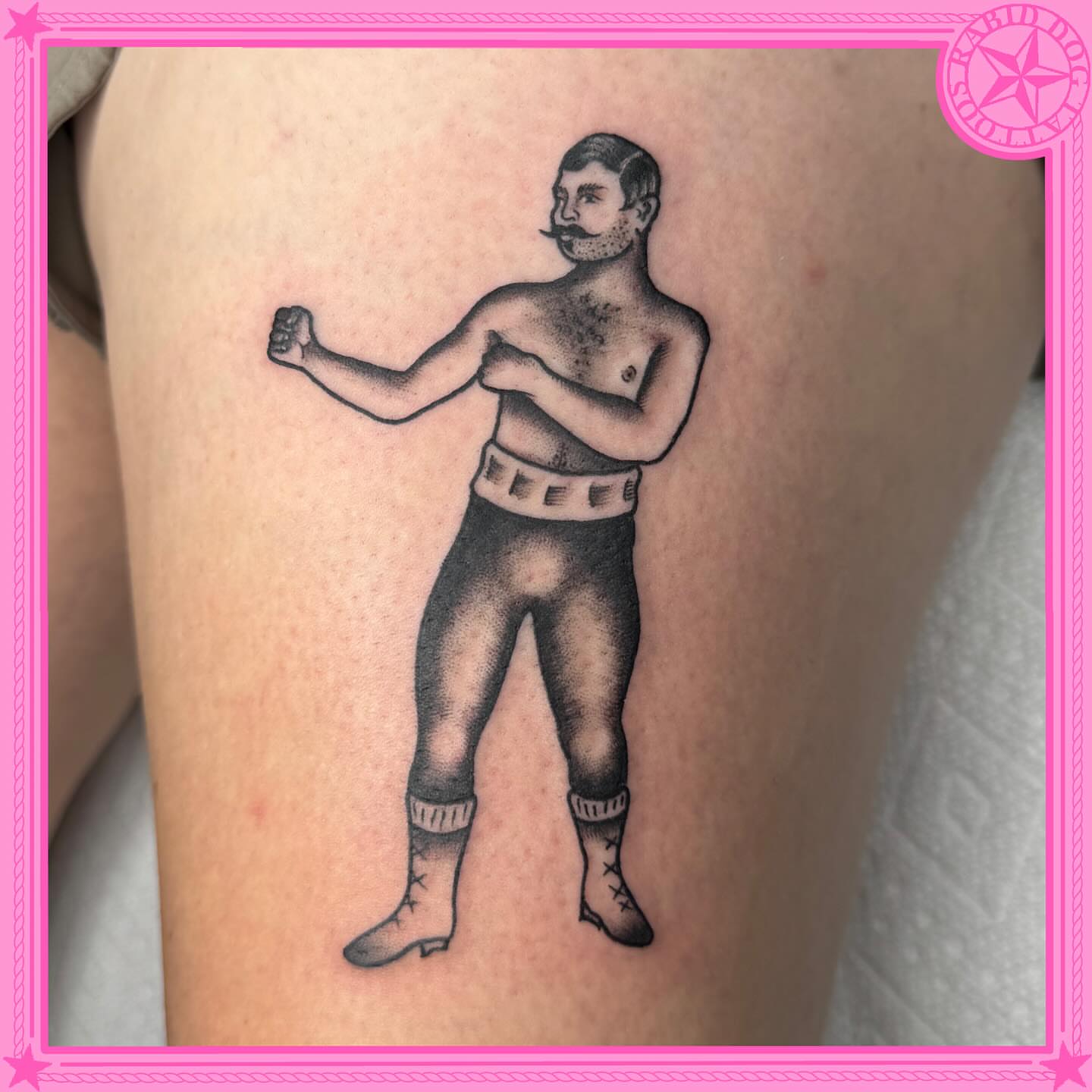 Boxing man black and grey tattoo on the thigh by 𝕷𝖊𝖝𝖎 𝕽𝖚𝖓𝖞𝖔𝖓