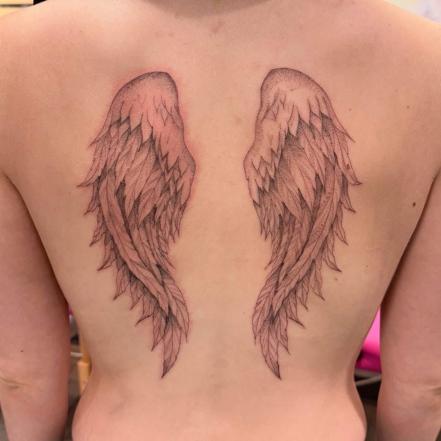Tattoo by @onddautattoo — dotwork, realism