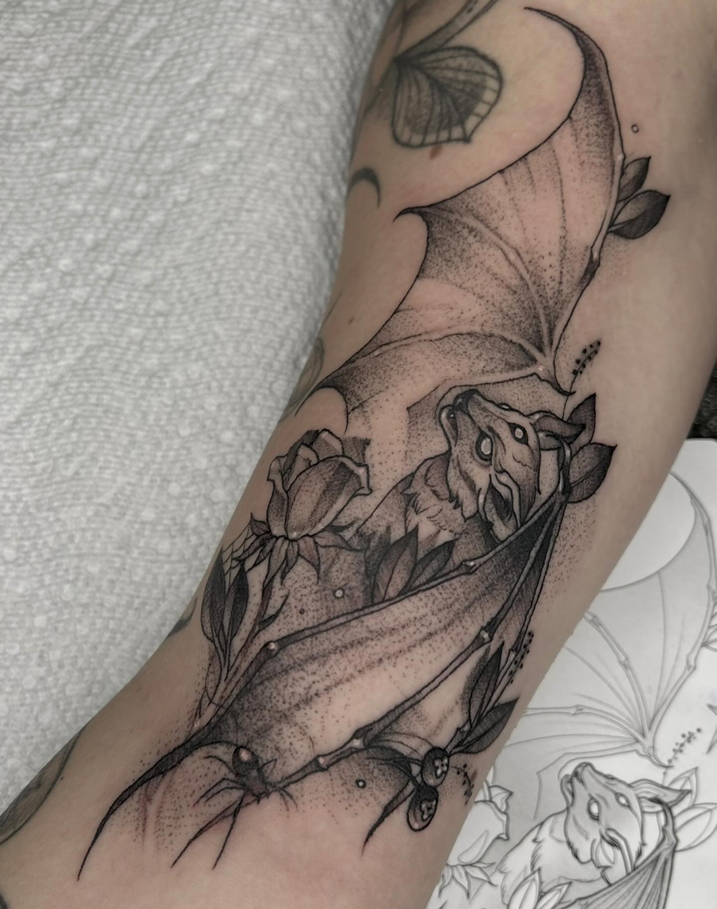 Tattoo by @lovelytattooing — dotwork, realism
