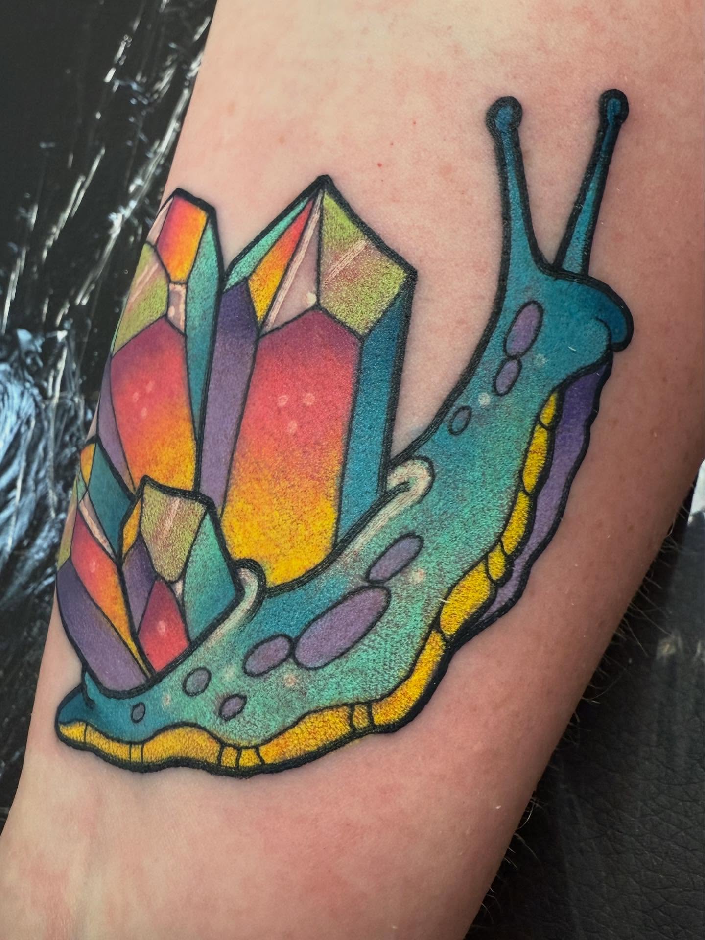 Tattoo by @glitterally.sarah — geometric