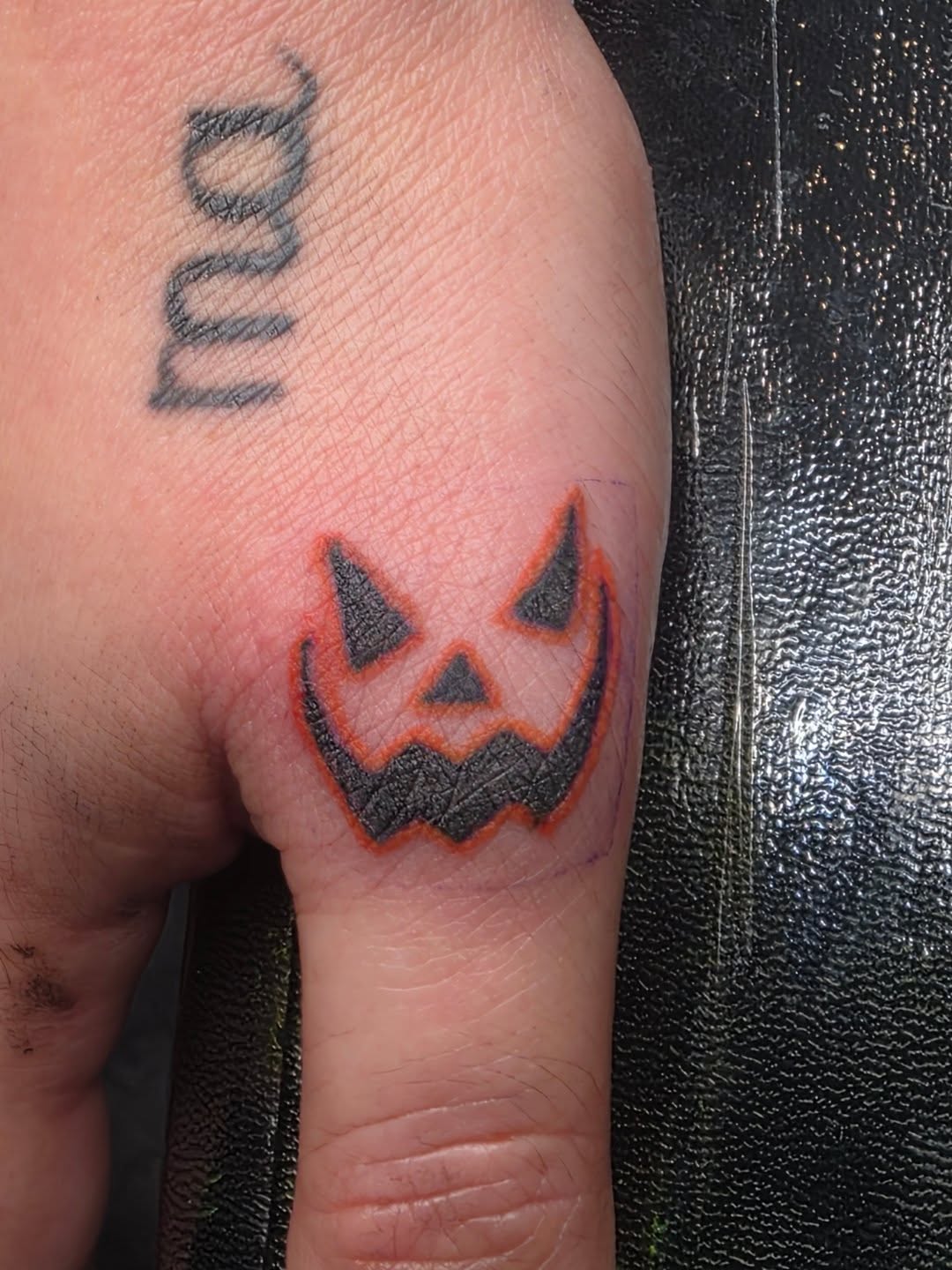 Tattoo by @lmwtattoos โ american_traditional