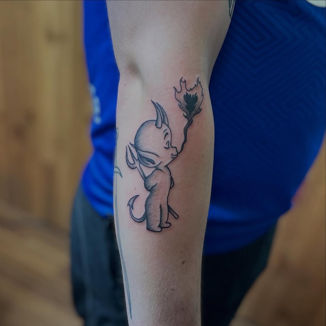 Tattoo by @annasabrowskytattoo — black_and_grey, ignorant