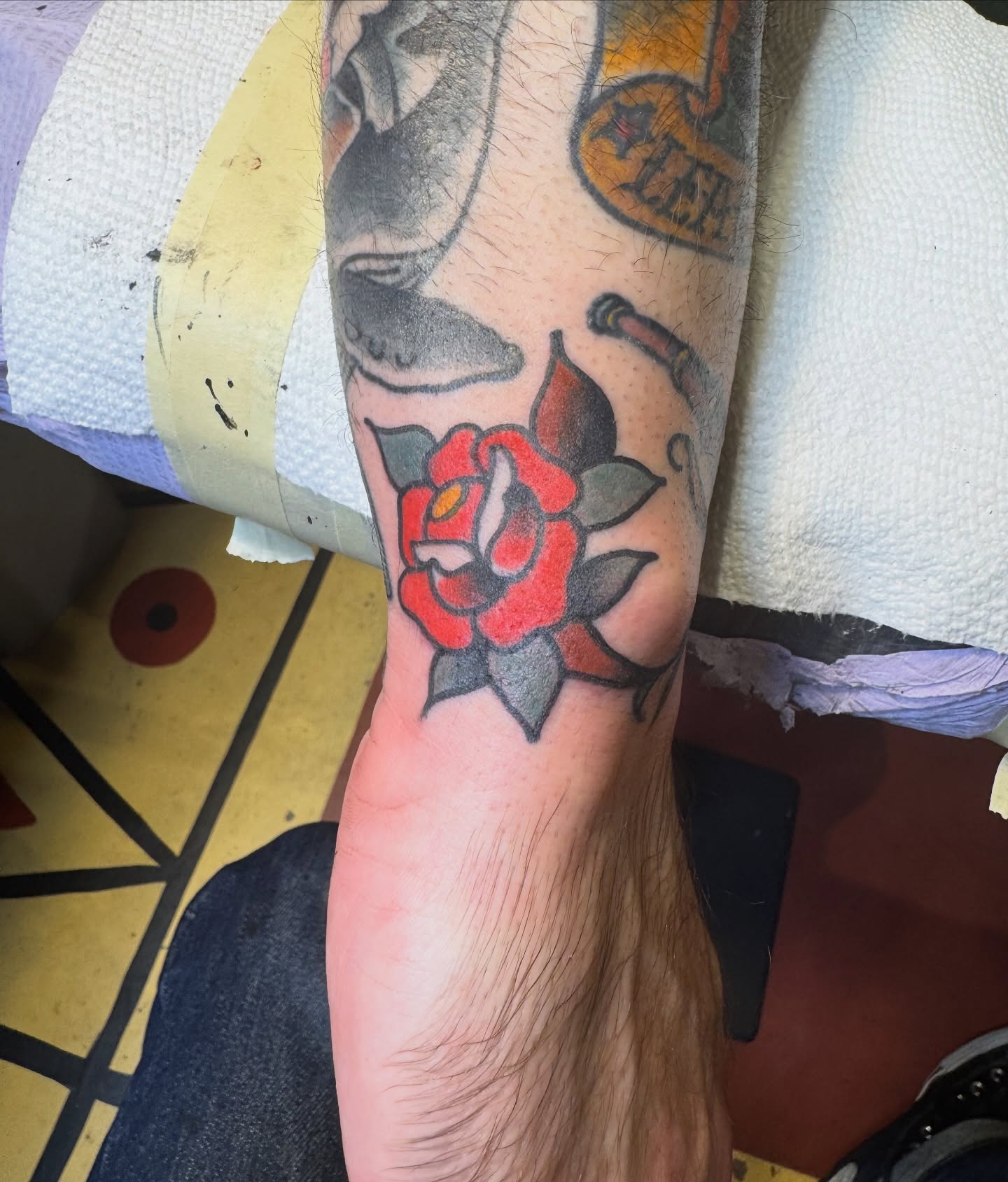 Tattoo by @cesar863 โ american_traditional