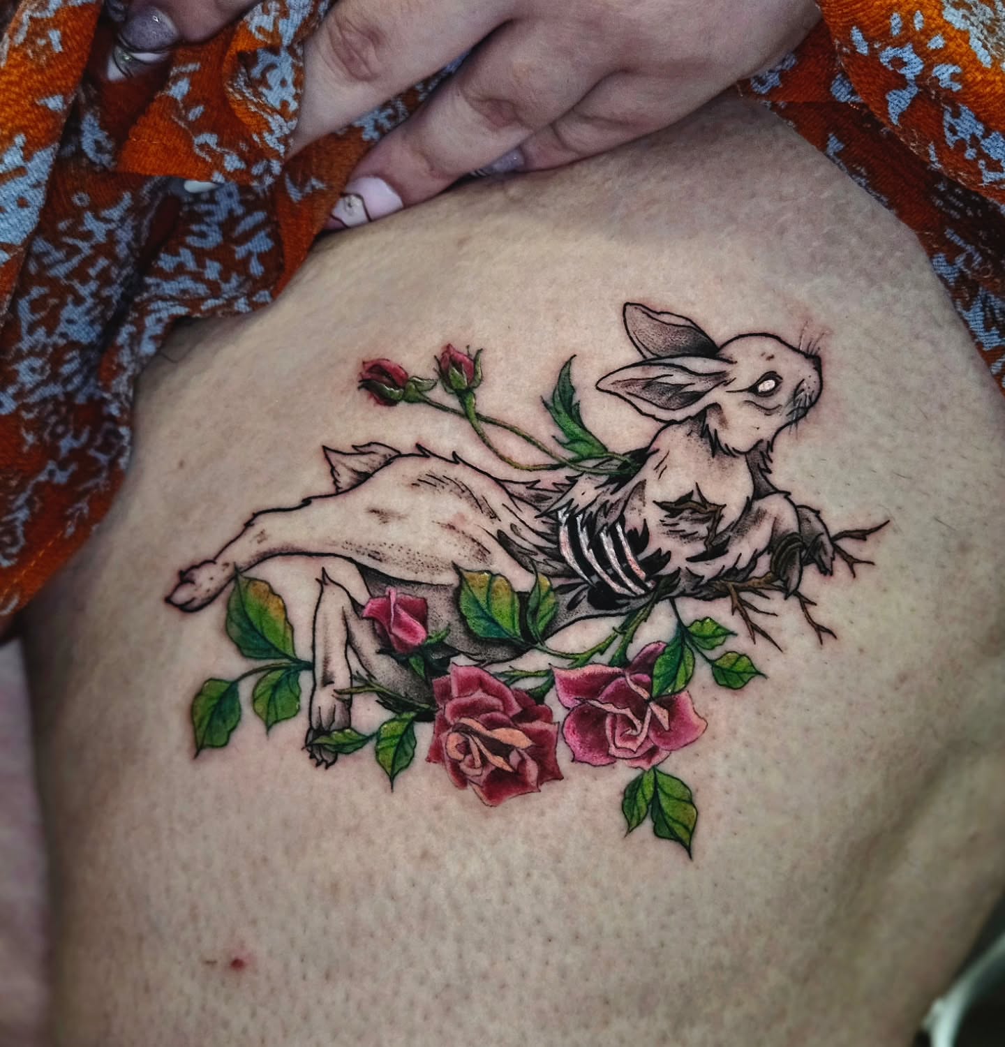 Tattoo by @kassyfiori — realism, dotwork