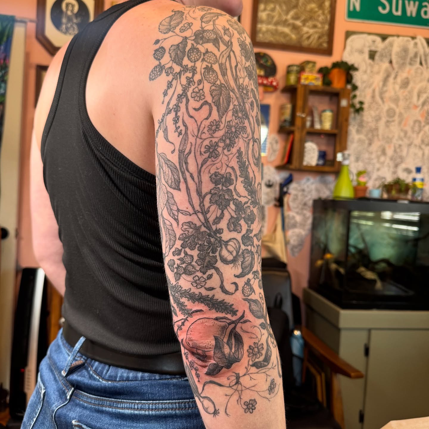 Tattoo by @rebekatattoos — black_and_grey