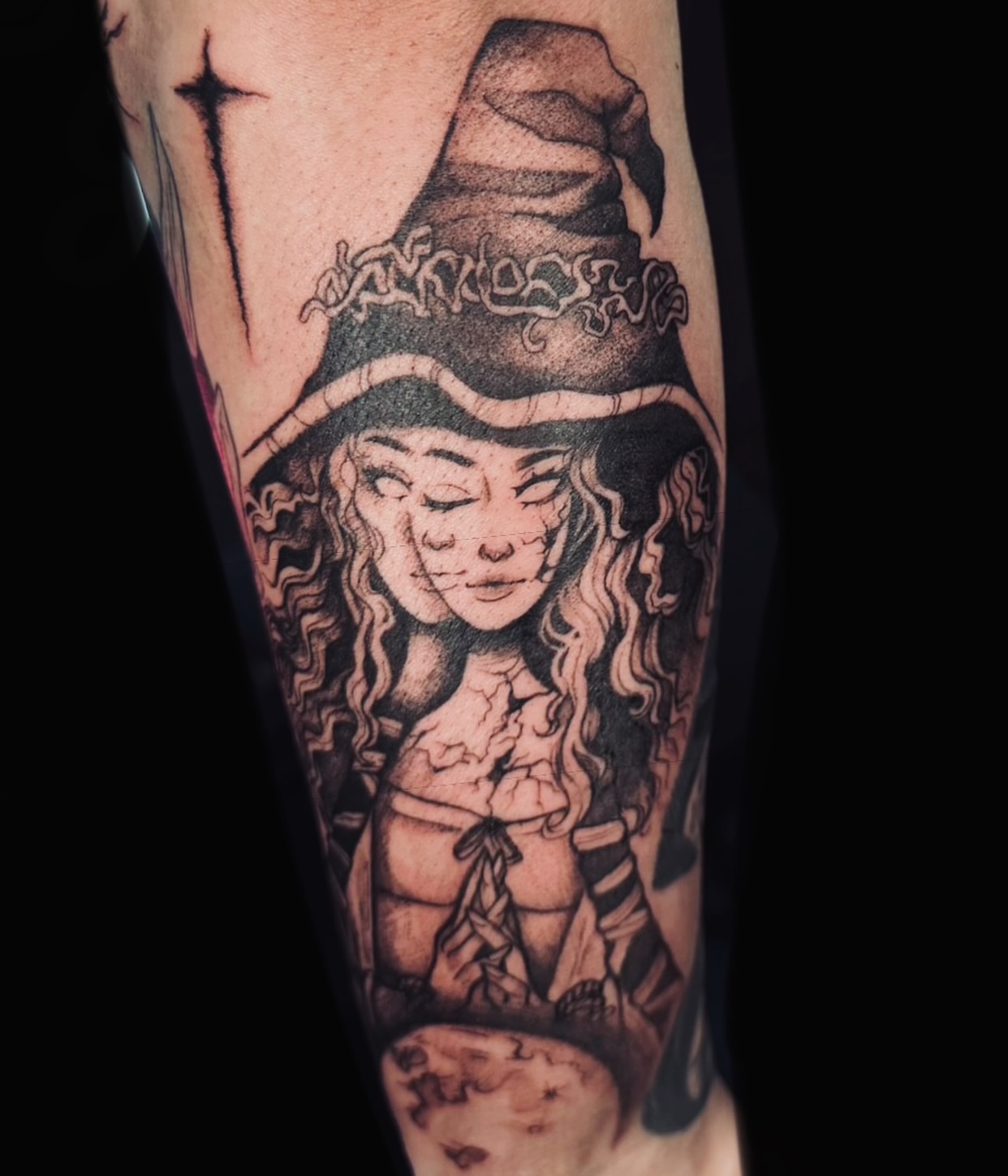 Tattoo by @astrochocobo — black_and_grey
