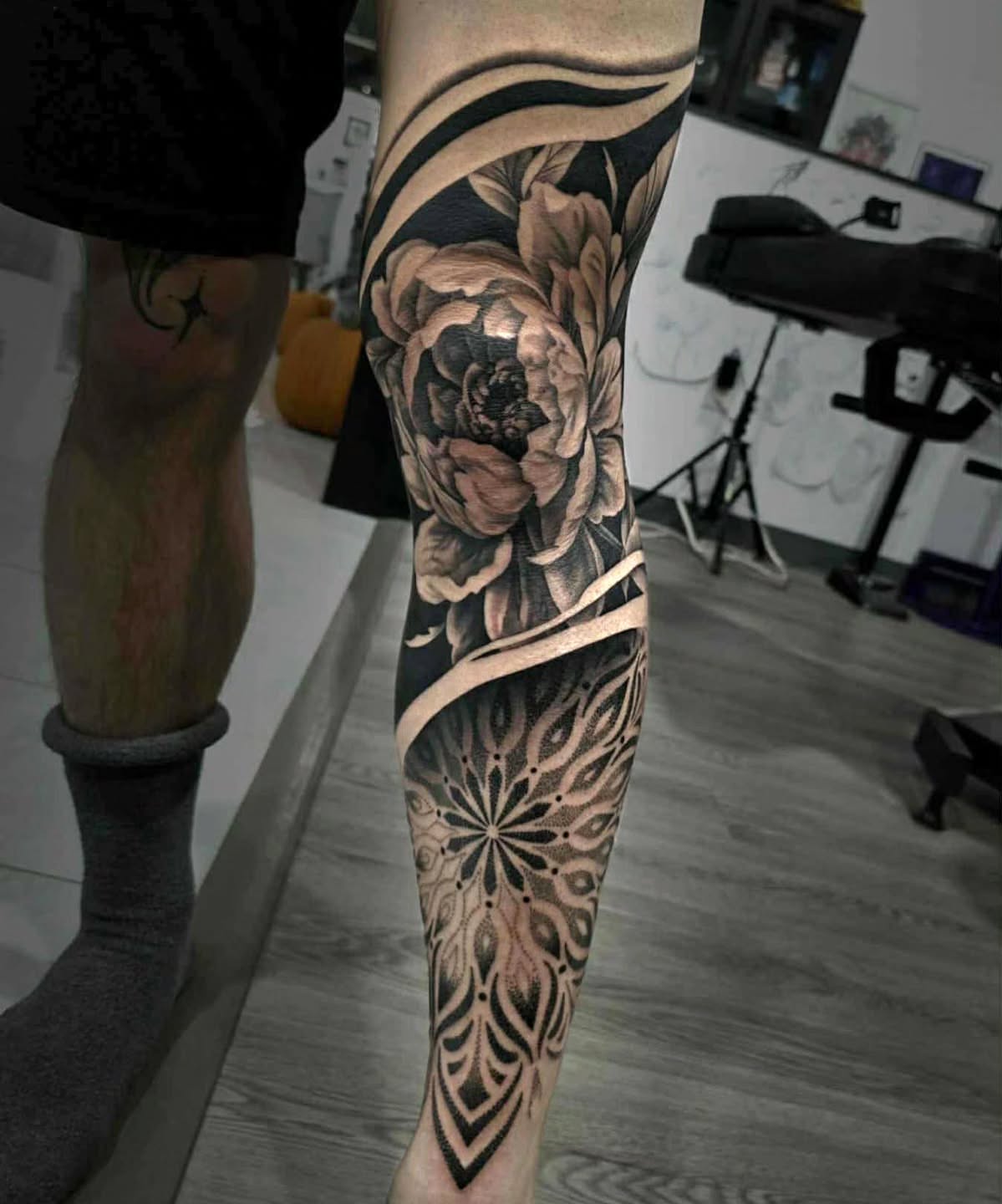 Tattoo by @tattoos_by_julia — black_and_grey, dotwork