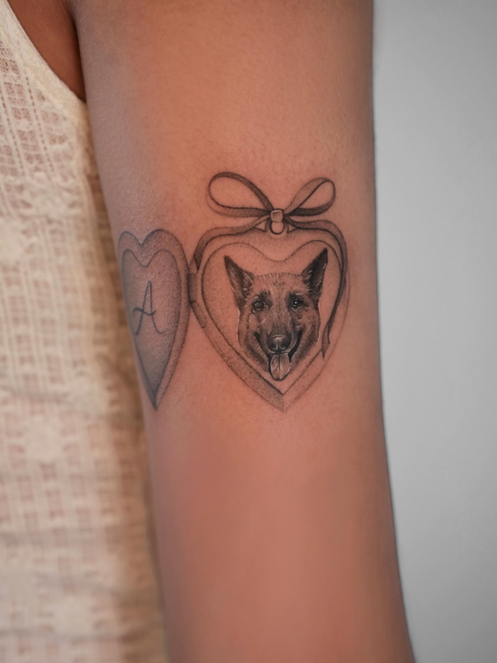 Tattoo by @xiu.tattoos — realism