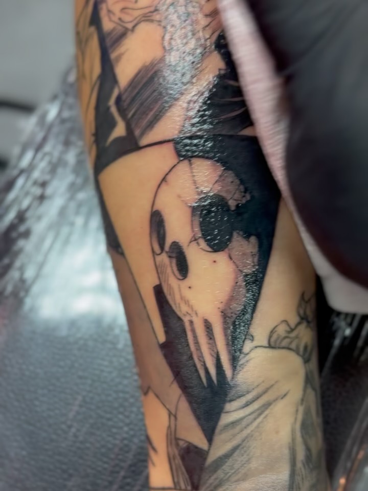 Tattoo by @ivan.tattoos95 — black_and_grey, realism