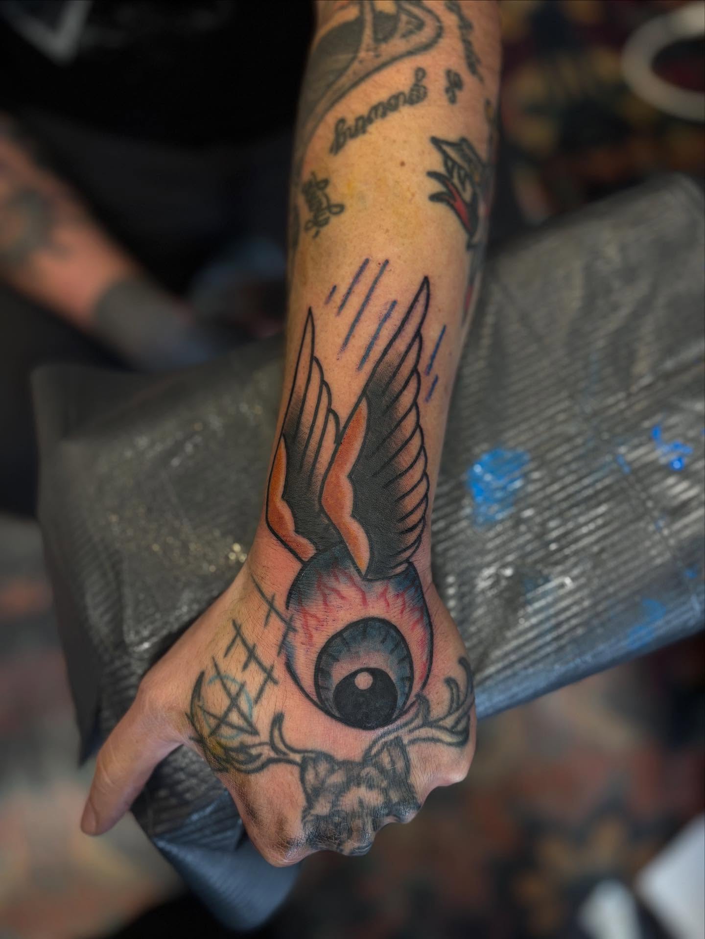 Tattoo by @sincerelyyourzstudios — american_traditional