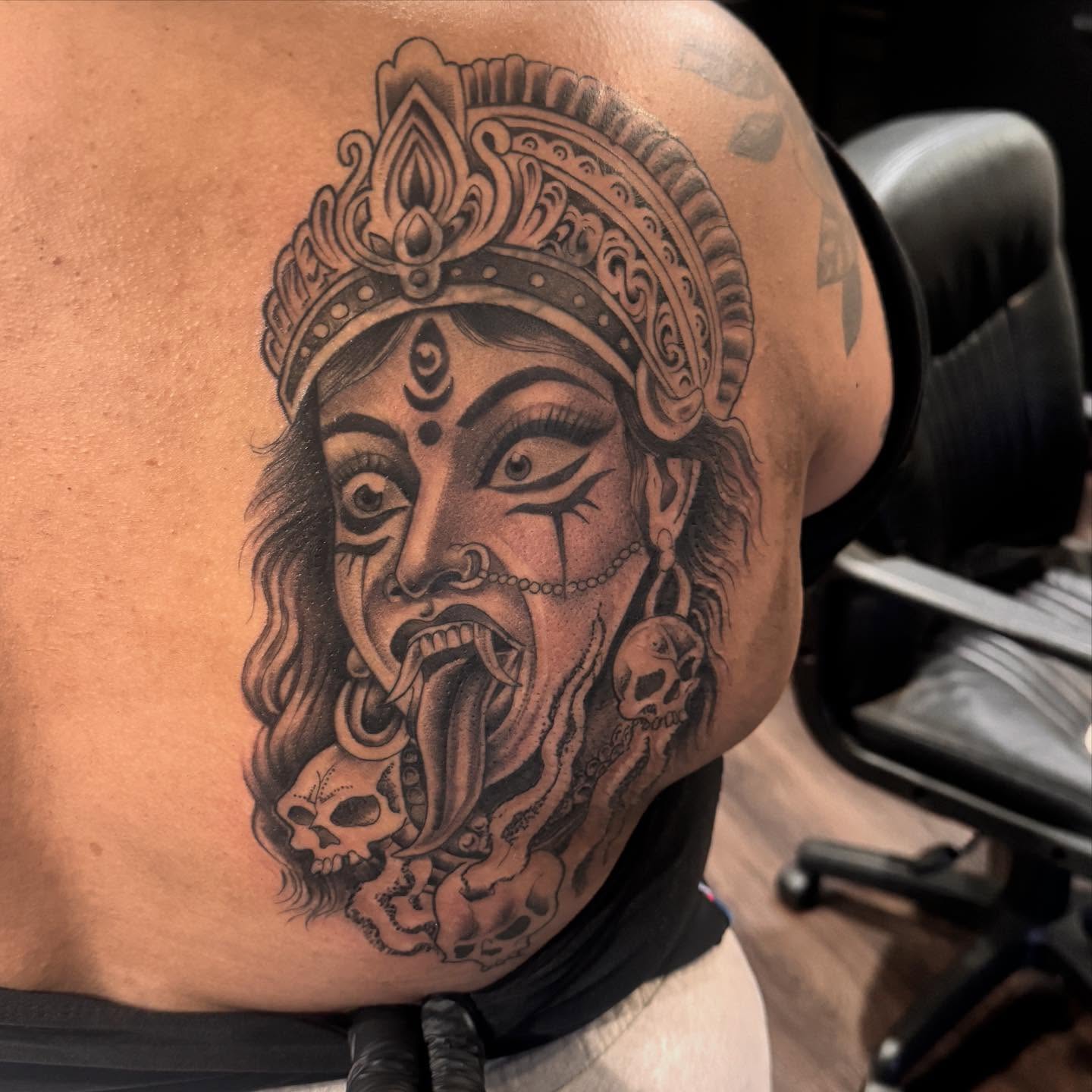 Tattoo by @plata3rl — black_and_grey