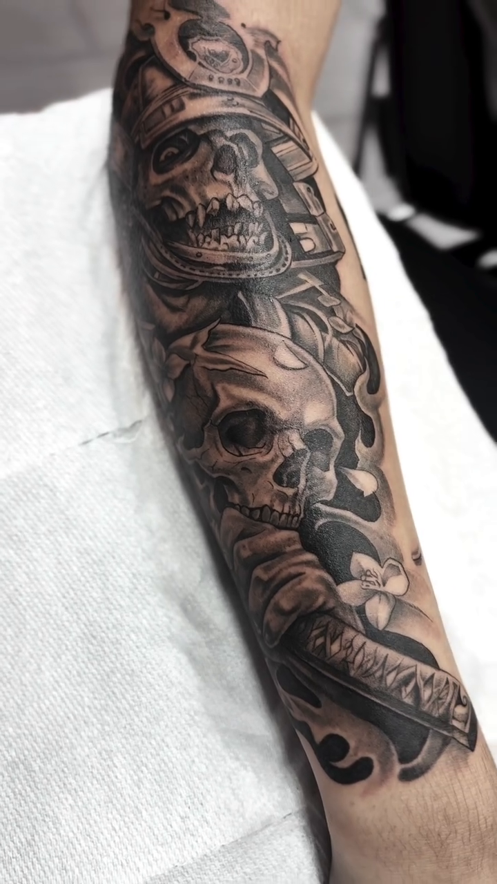 Tattoo by @ivan.tattoos95 — realism, black_and_grey