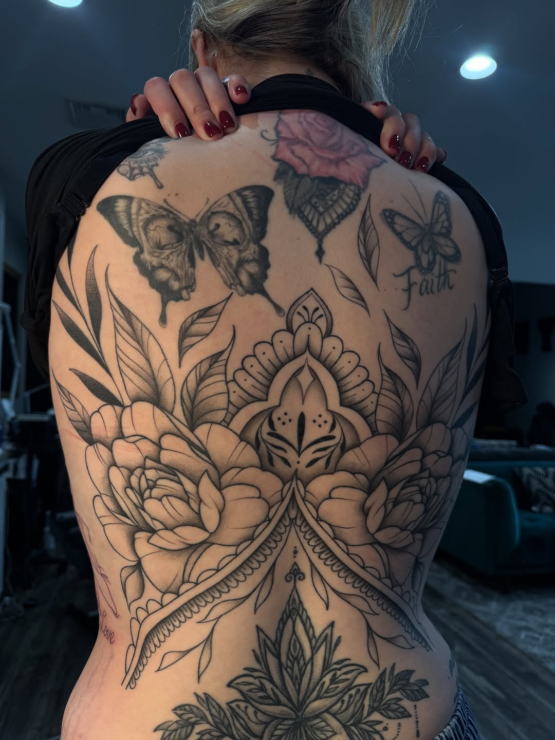 Full back floral and butterfly piece geometric tattoo on the back by 𝔍𝔲𝔩𝔦𝔞, New York, New York