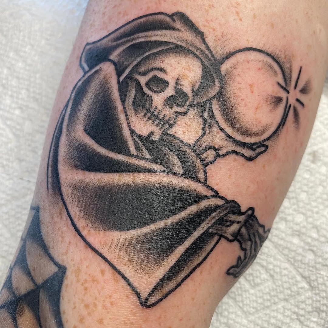 Tattoo by @snakedaggerose — black_and_grey, dark_realism