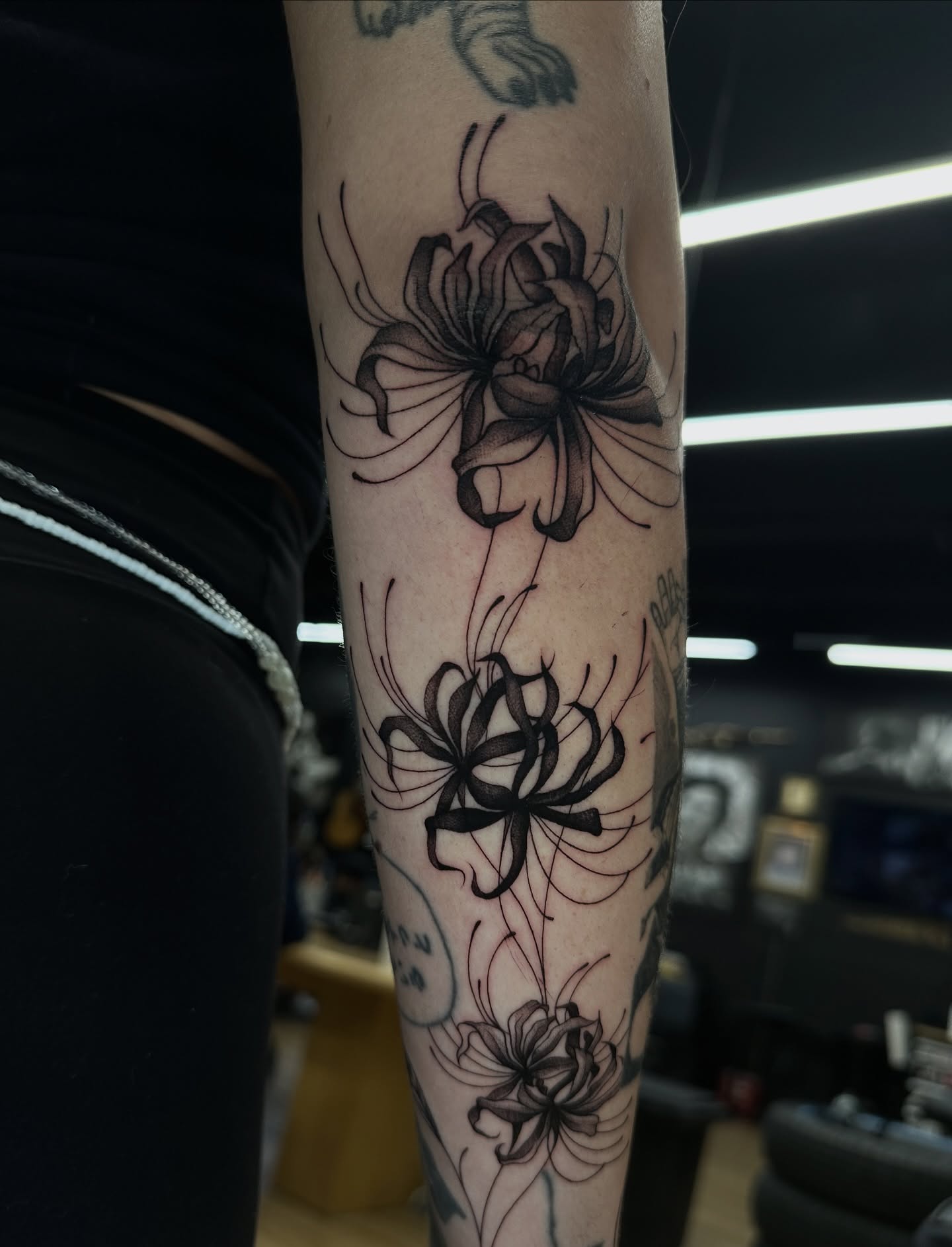 Tattoo by @mortatattoos β black_and_grey