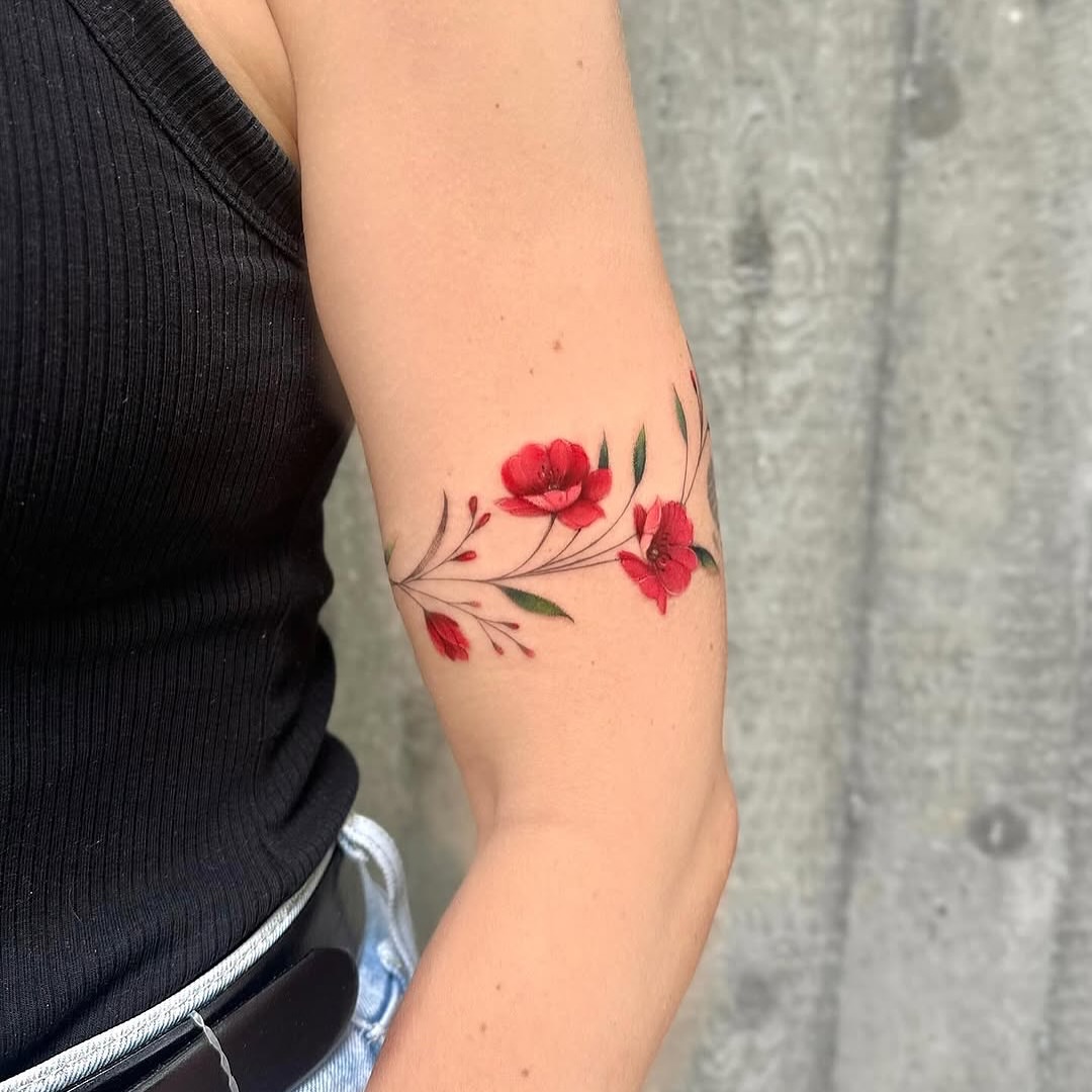 Tattoo by @shishkina_art โ watercolor
