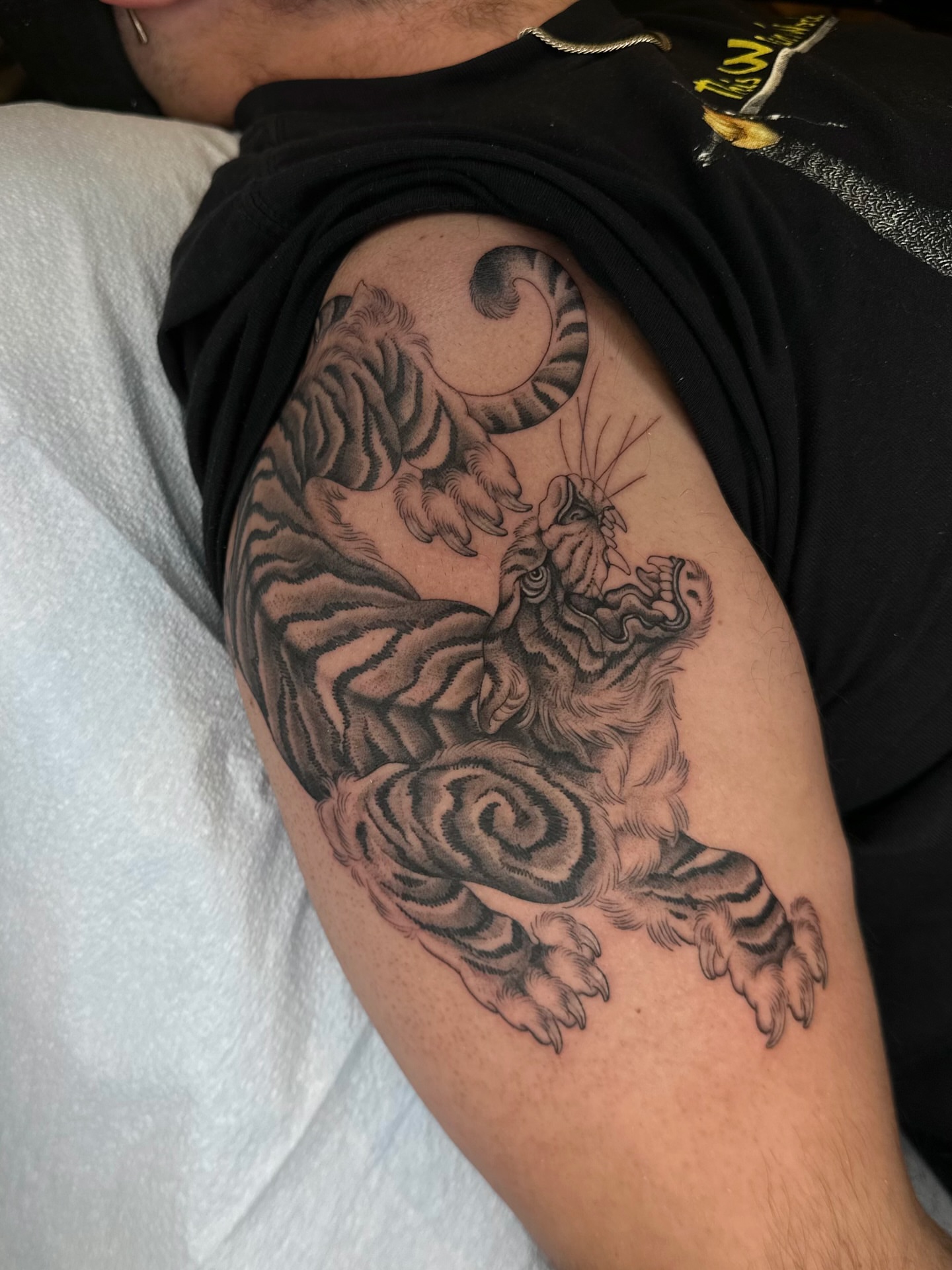 Tattoo by @adriannastabs — black_and_grey