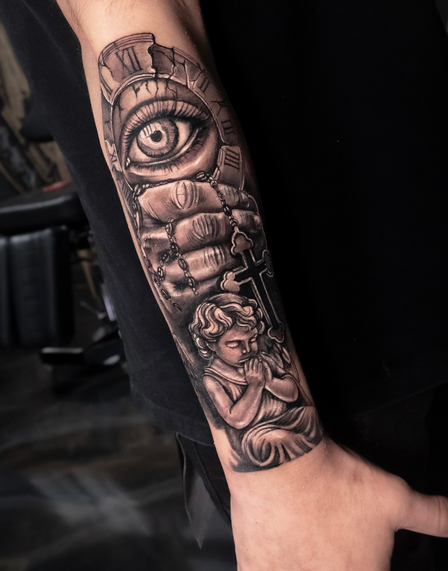 Tattoo by @eriktats13 — black_and_grey, realism