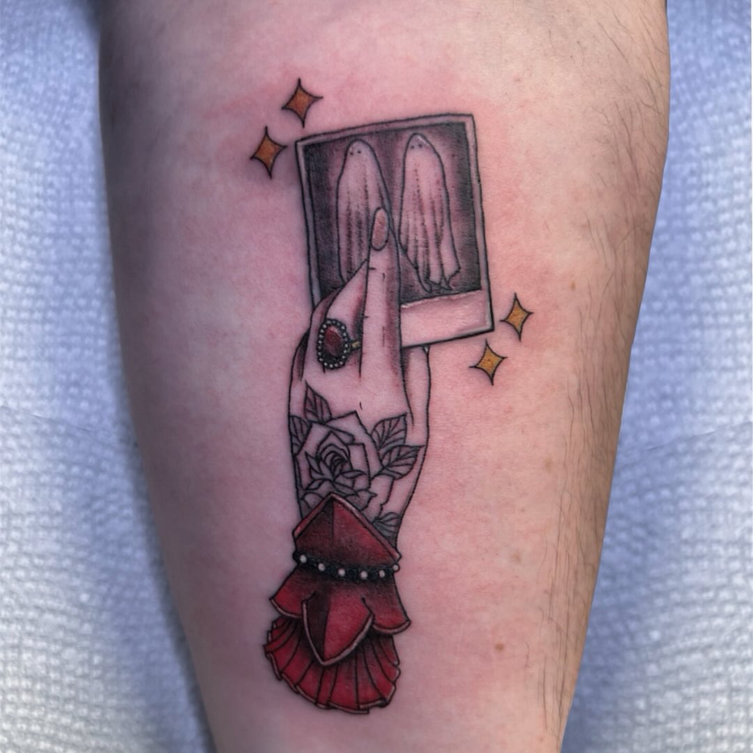 Hand with photograph neo-traditional tattoo on the forearm by Ashley Lambert