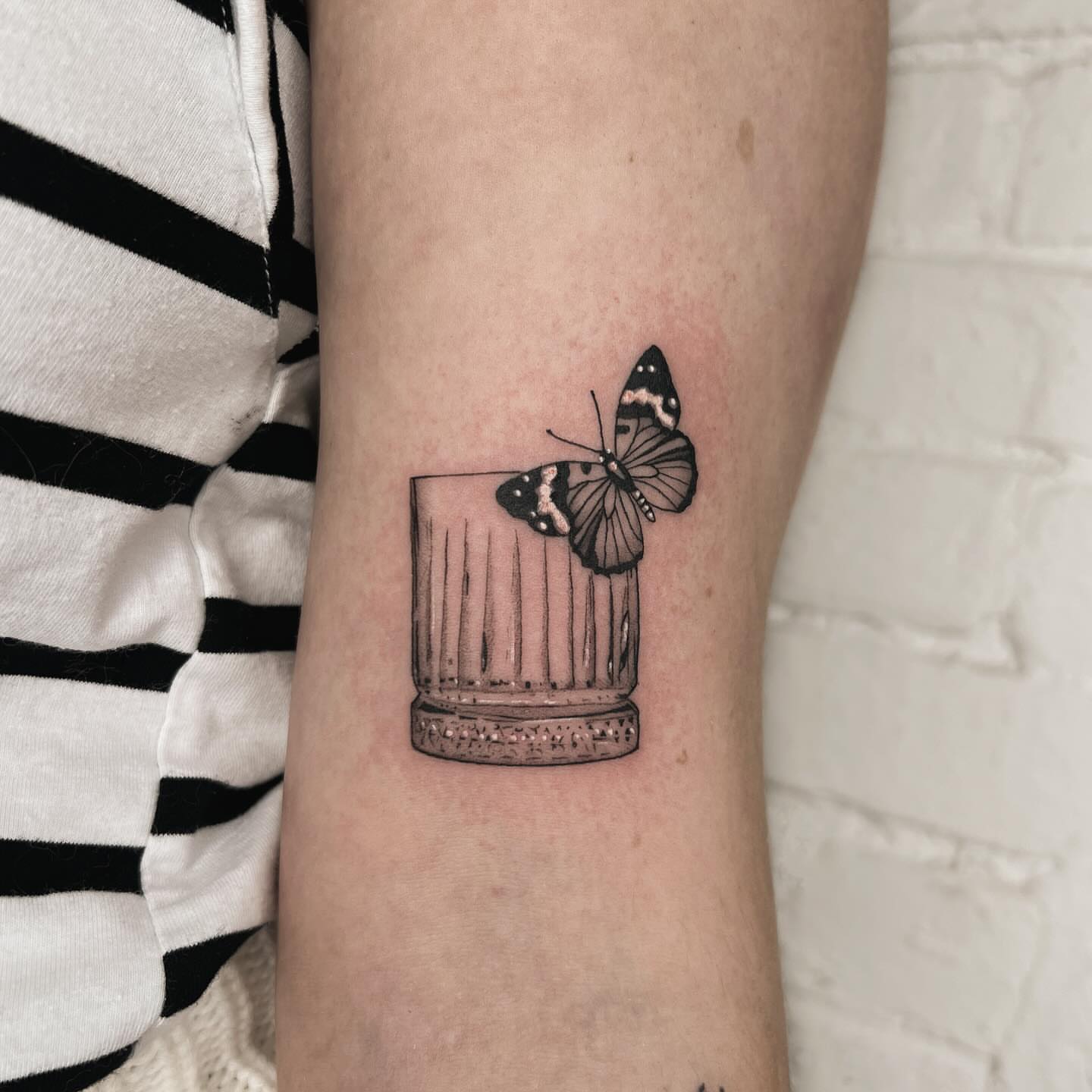 Tattoo by @robbwilsontattoos — realism