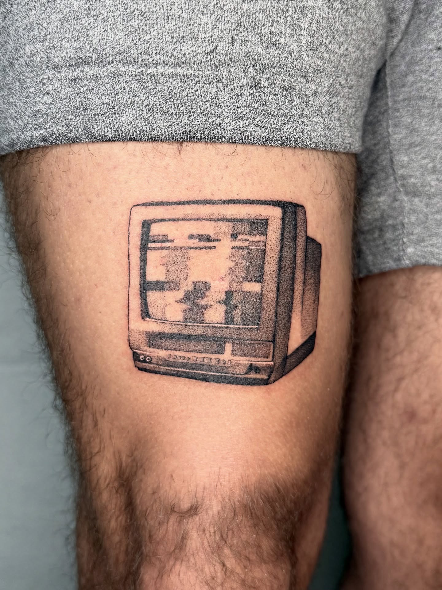 Tattoo by @jesskuesperttattoo β black_and_grey