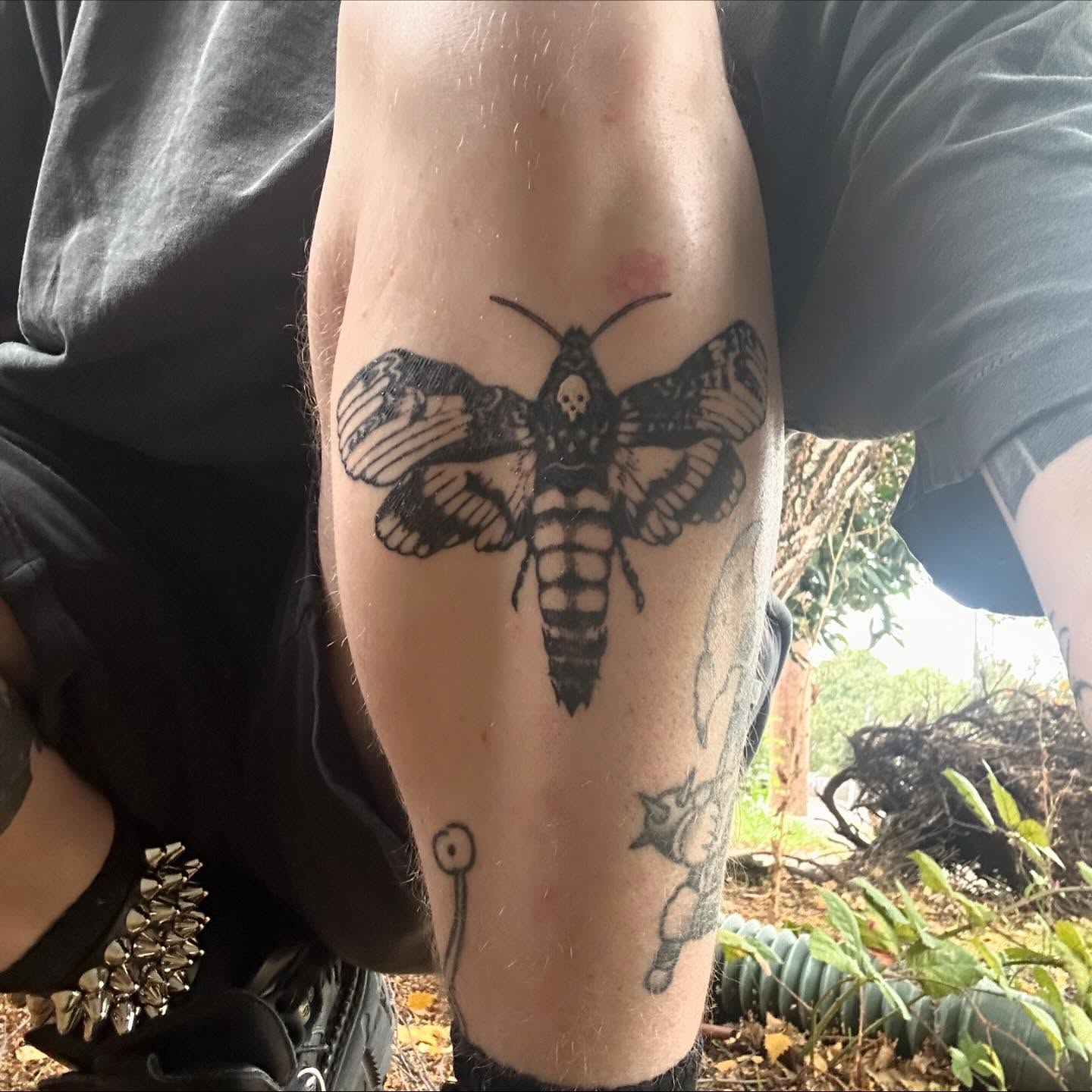 Tattoo by @furcoat444 β black_and_grey