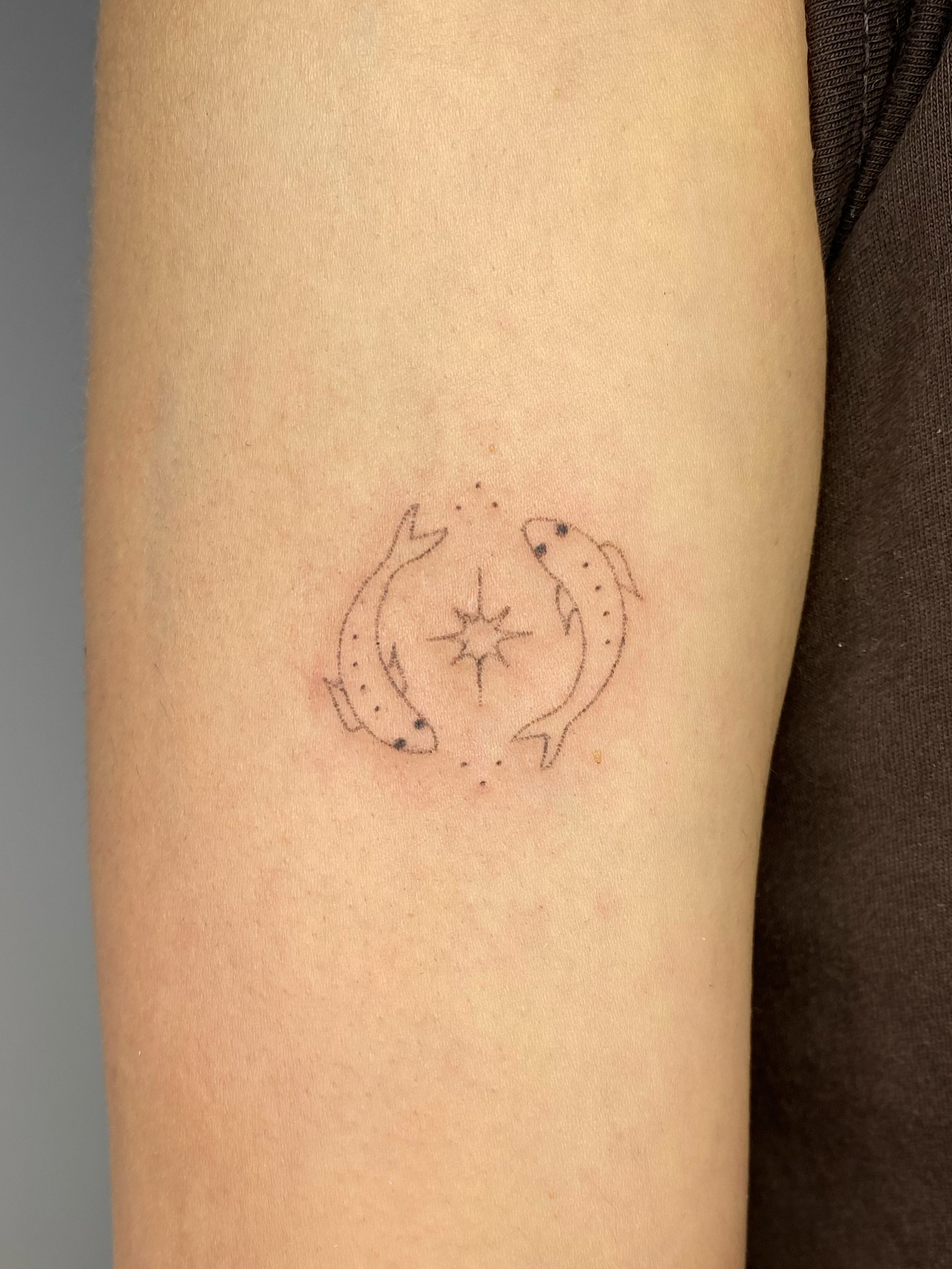 Tattoo by @pokyopokyo — dotwork