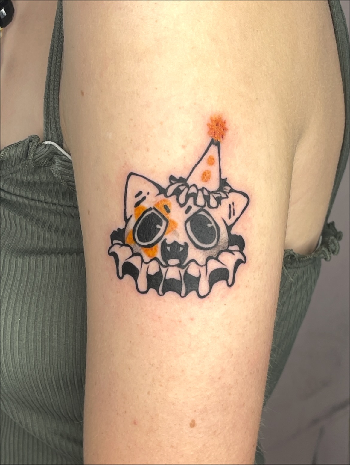 Cat skull trash polka tattoo on the thigh by Mia 	\(★ω★)