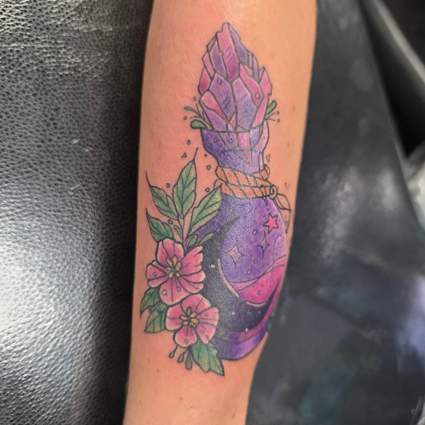Tattoo by @bonesybettystattoos — new_school, illustrative
