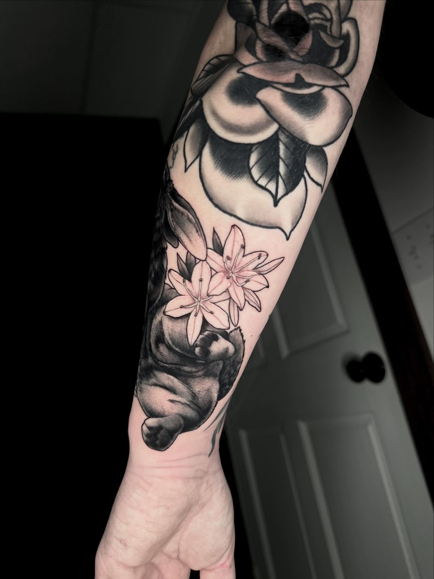 Tattoo by @catherineterlop โ black_and_grey