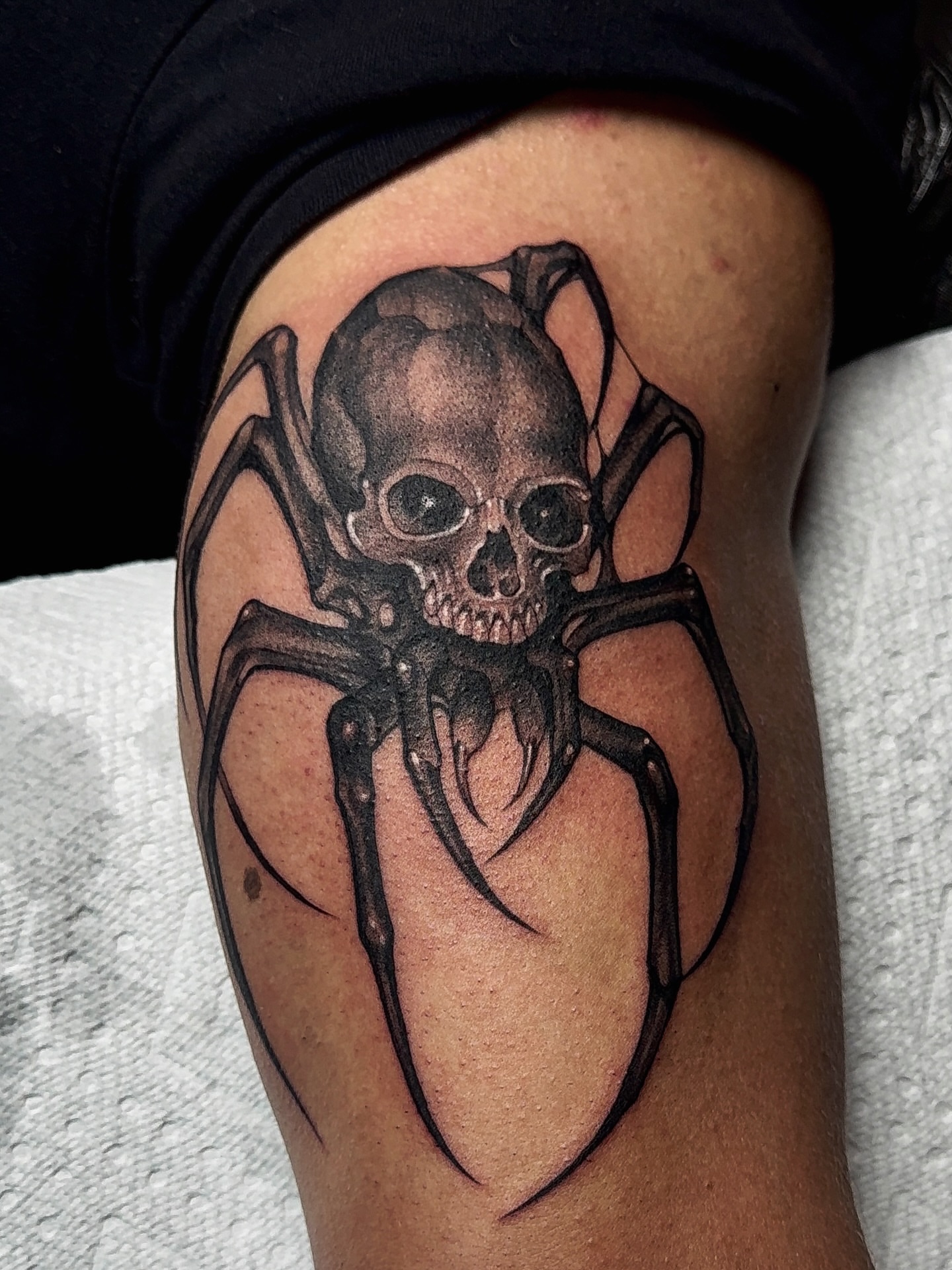 Spider skull realism tattoo on the thigh by Tattoos.byDahlia, Austin, Texas