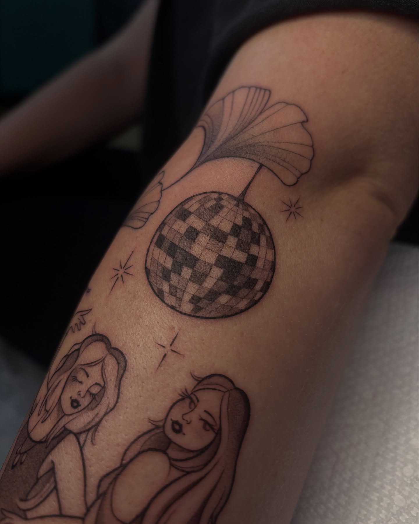 Tattoo by @tattoosbymeach — black_and_grey