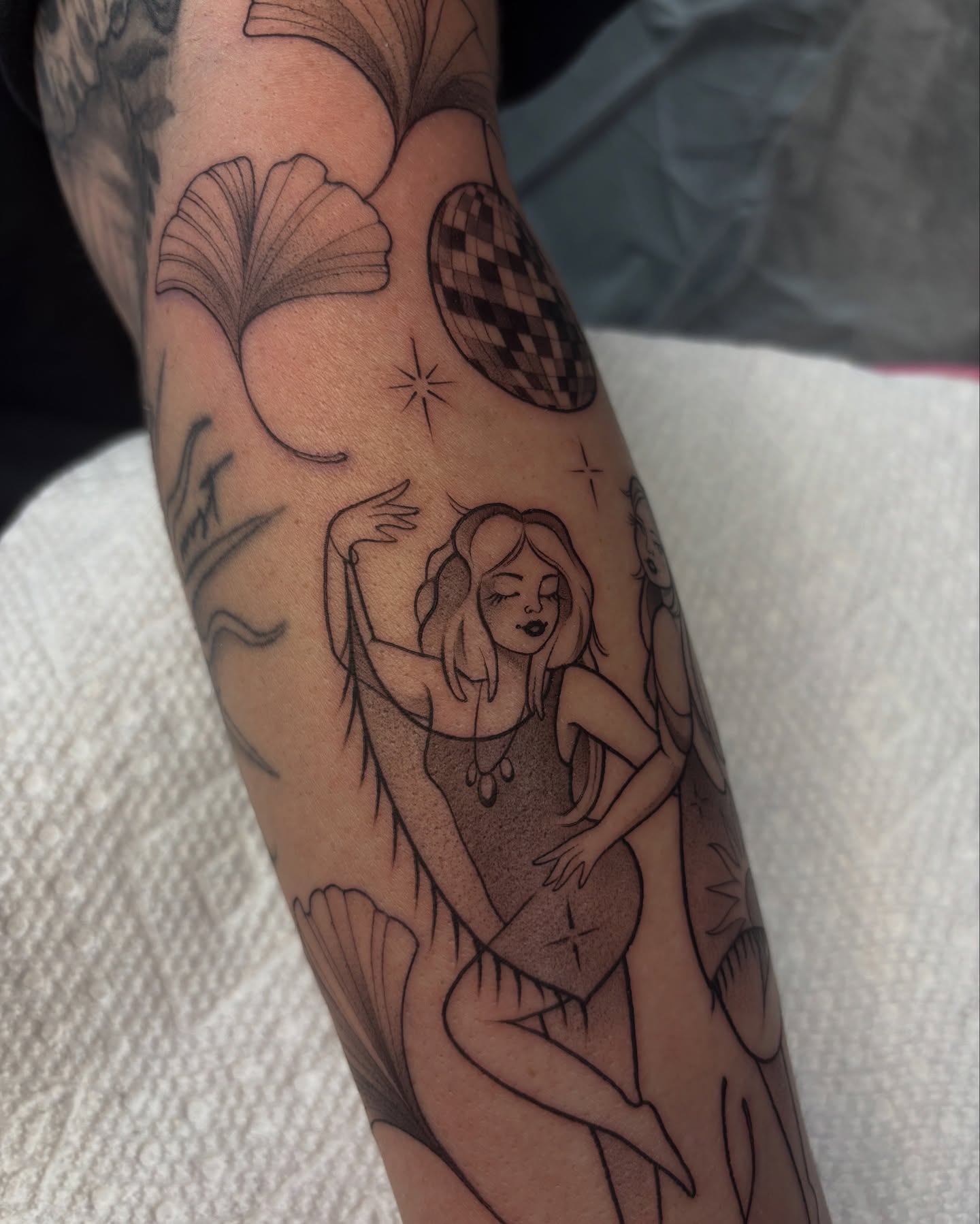 Tattoo by @tattoosbymeach — black_and_grey