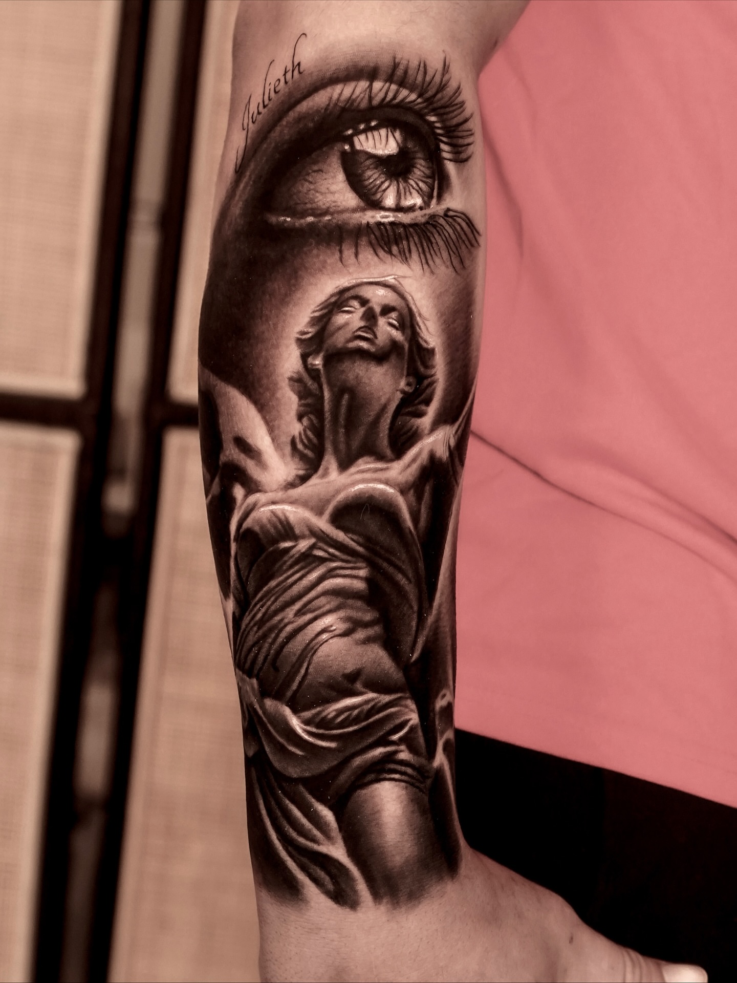 Statue of woman realism tattoo on the forearm by Eduardo Alonso Cruz ๐ฒ๐ฝ