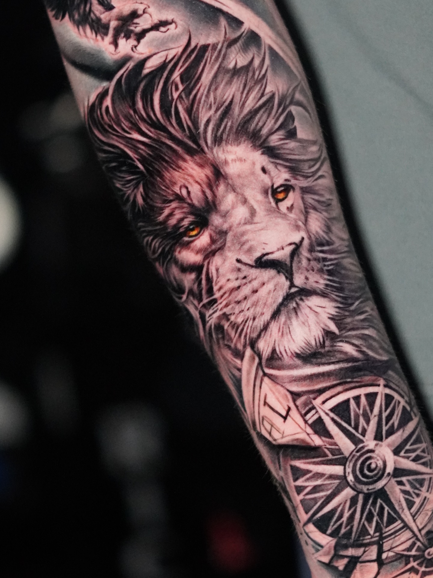 Lion realism tattoo on the forearm by Angel Gonzalez