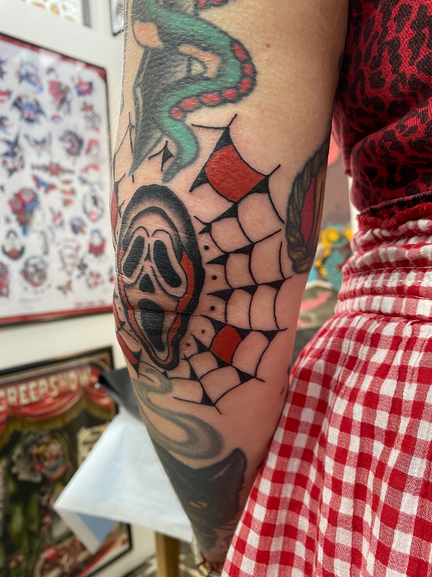 Tattoo by @hogtowntattoo — american_traditional