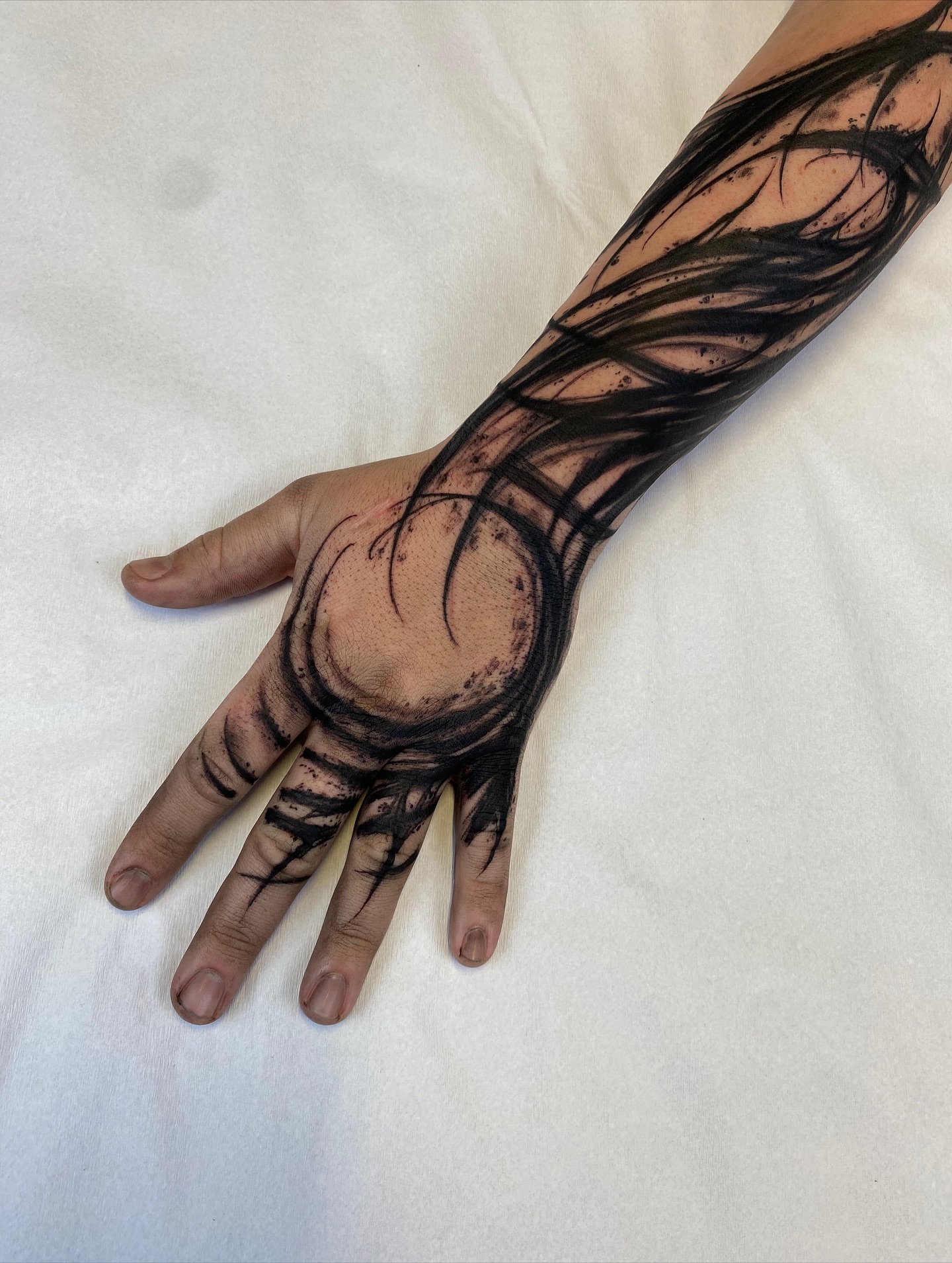 Tattoo by @_vants__ — black_and_grey