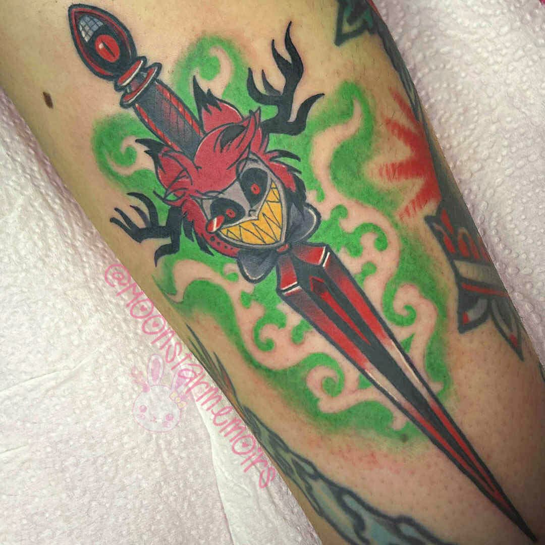 Demon sword American traditional tattoo on the forearm by 𝓑𝓾𝓷𝓷𝔂 𝓓. 𝓥𝓪𝓷𝓒𝓸𝓮𝓿𝓮𝓻𝓲𝓷𝓰