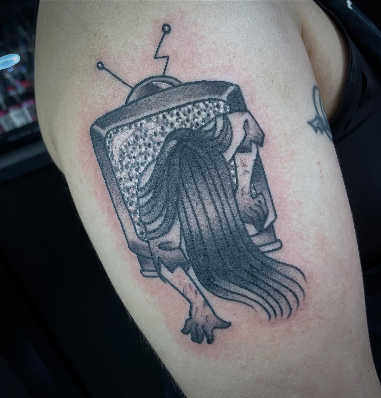 Tv with woman dotwork tattoo on the thigh by ππΈππππ π΅ππππππ