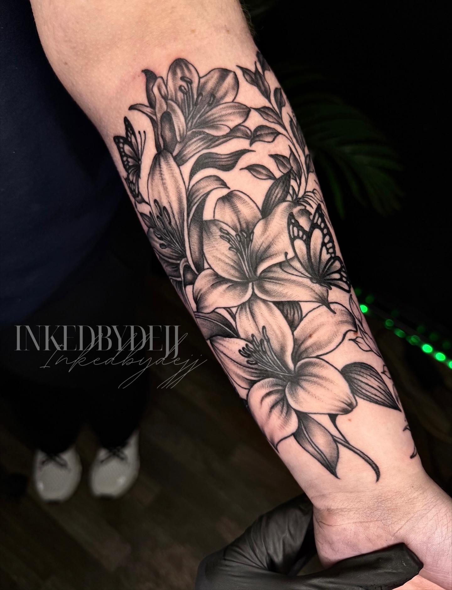 Tattoo by @inkedbydejj — black_and_grey