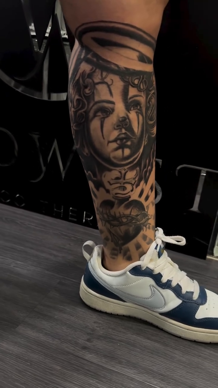 Tattoo by @hector_tatt2z — black_and_grey, realism