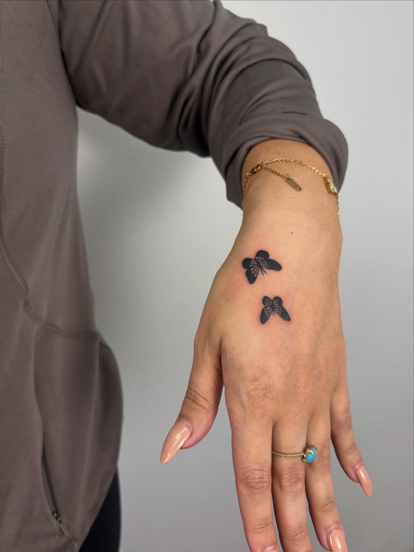 Tattoo by @sterlingstattoos — black_and_grey