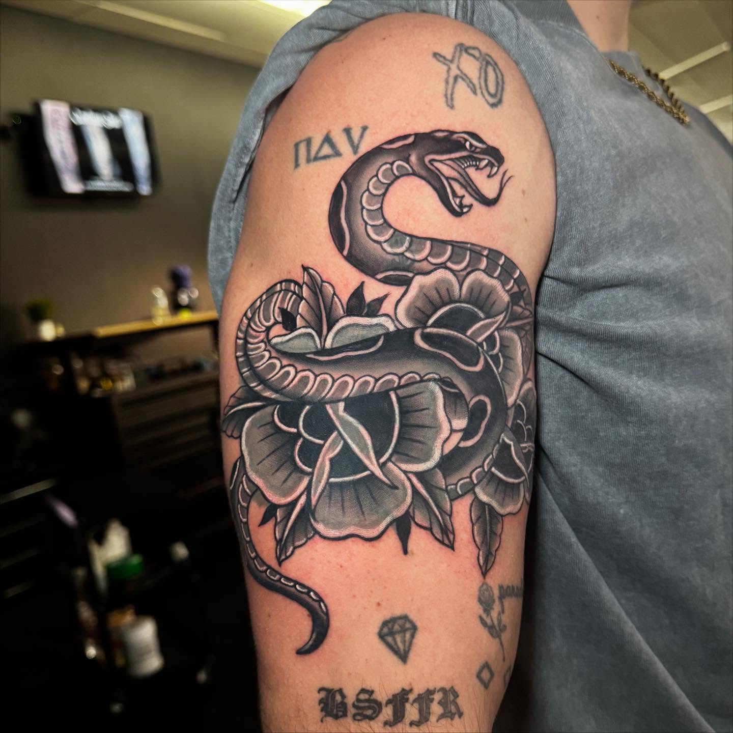 Tattoo by @shawnskaletattoos — black_and_grey