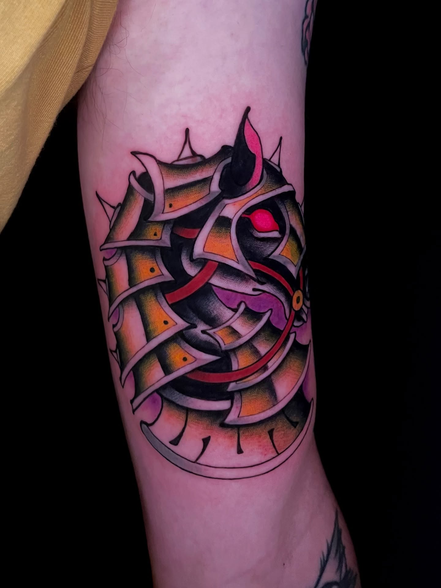 Tattoo by @zurdouno — geometric, dark_realism
